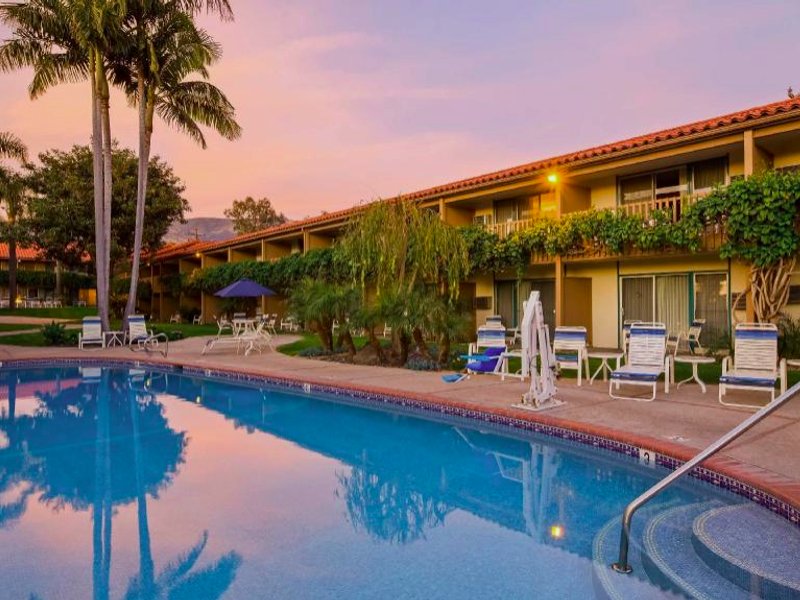 ベストウェスタン プラス ペッパー ツリー イン (Best Western Plus Pepper Tree Inn)の写真