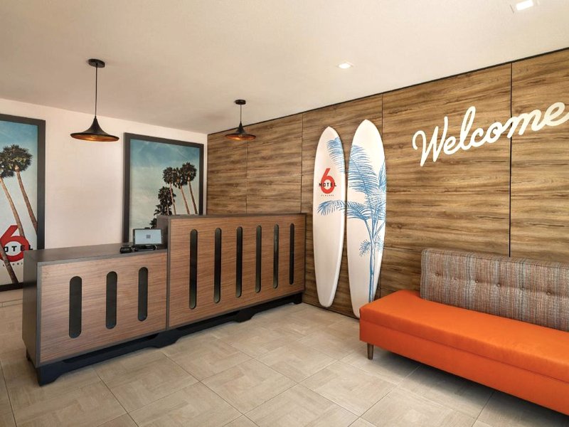 Motel 6 Santa Barbara, CA - Beachの写真