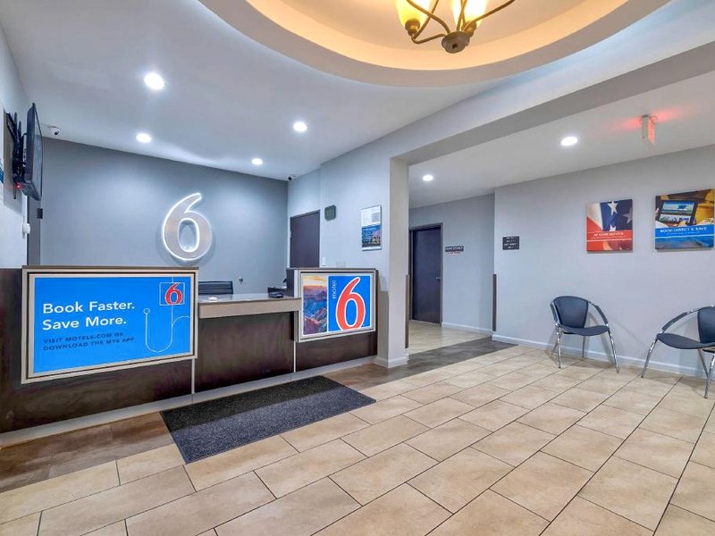 Studio 6  Suites Texas City, TX – I-45 Southの写真