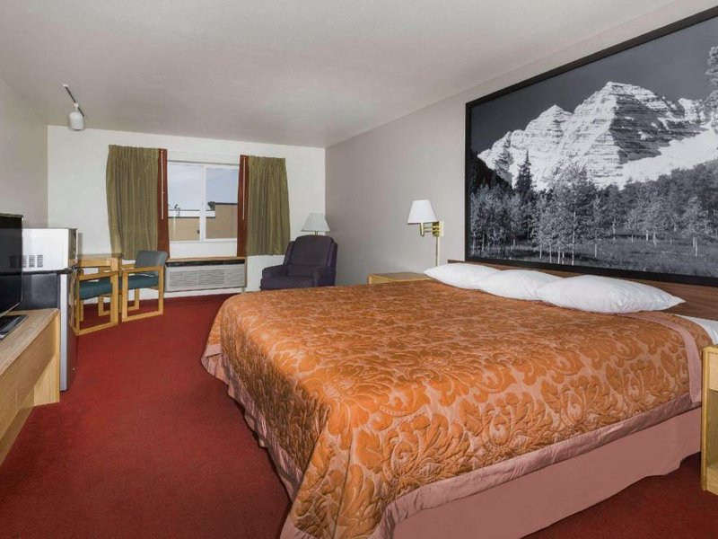 スーパー 8 バイ ウインダム フルータ (Super 8 By Wyndham Fruita)の写真