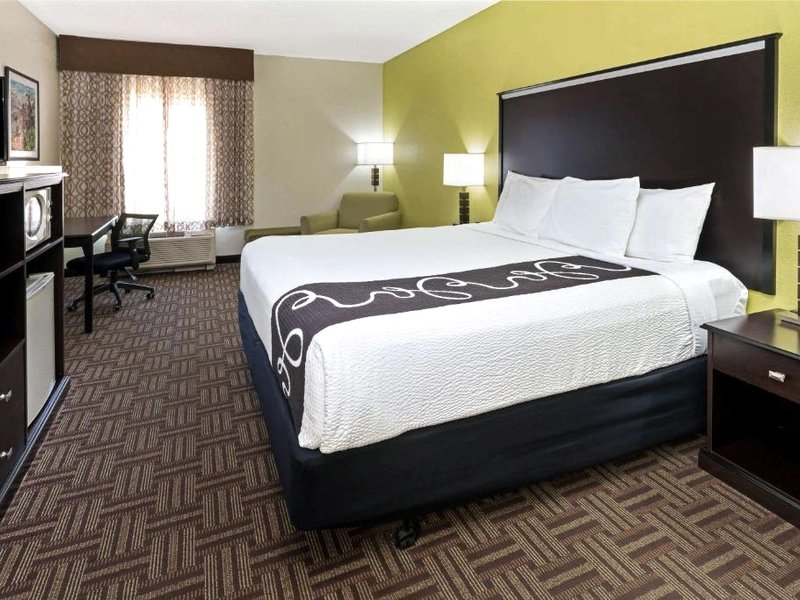 La Quinta Inn & Suites by Wyndham Fruitaの写真