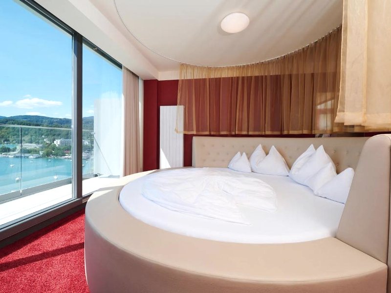 Parkhotel Portschach - Das Hotelresort mit Insellage am Wortherseeの写真