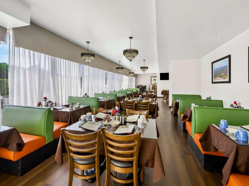 クオリティ イン (Quality Inn)の写真