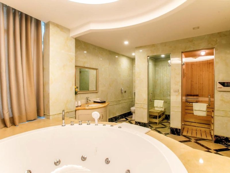 ムオン タン グランド バクジャン ホテル (Muong Thanh Grand Bac Giang Hotel)の写真