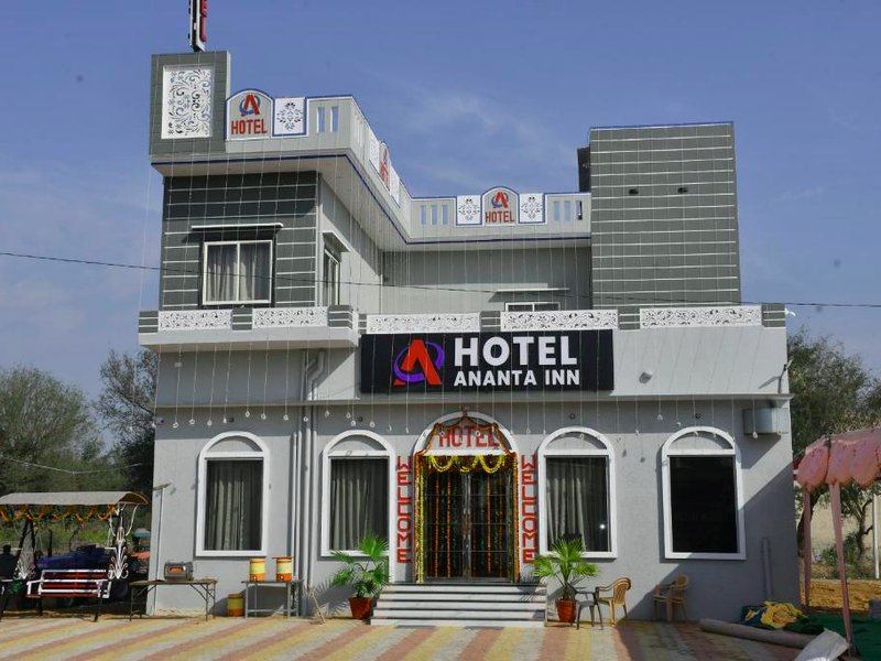 Hotel Ananta Innの写真