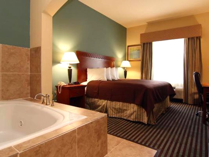 Quality Inn & Suites - Marlinの写真