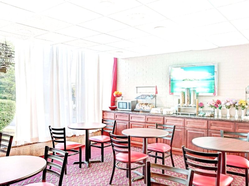 ラマダ バイ ウィンダム ロッカウェイ (Ramada by Wyndham Rockaway)の写真