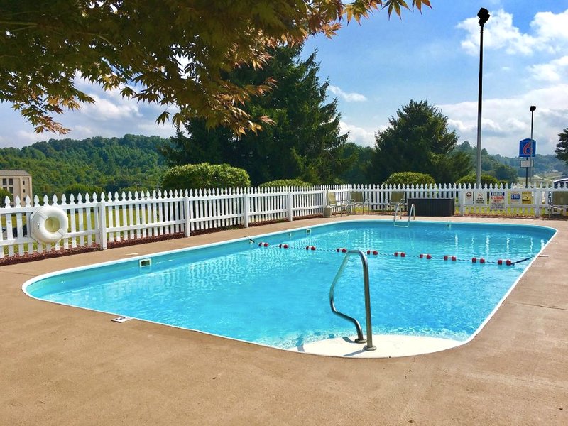 Motel 6 Hillsville, VAの写真