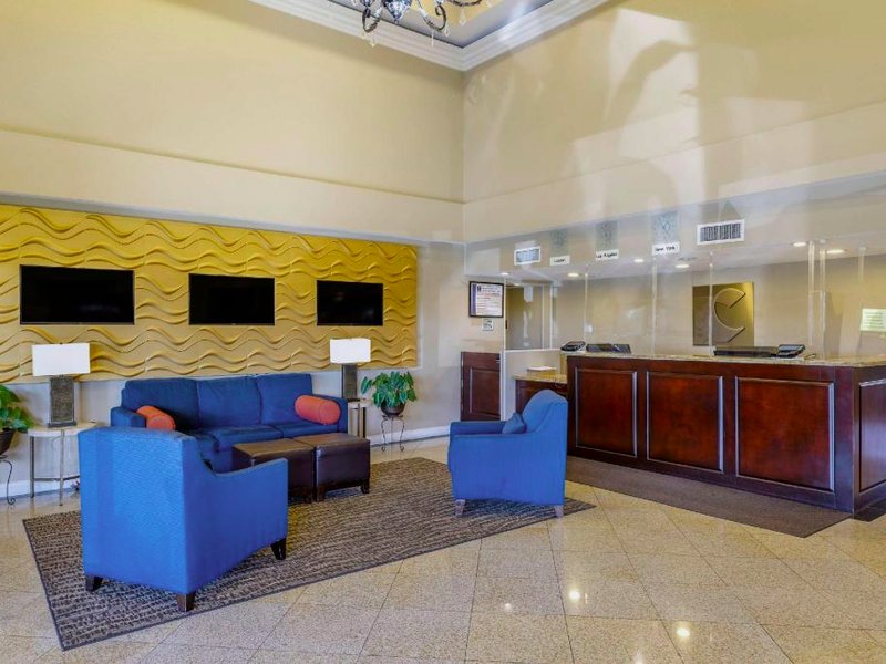 コンフォート イン & スイーツ ハンティントン ビーチ (Comfort Inn & Suites Huntington Beach)の写真