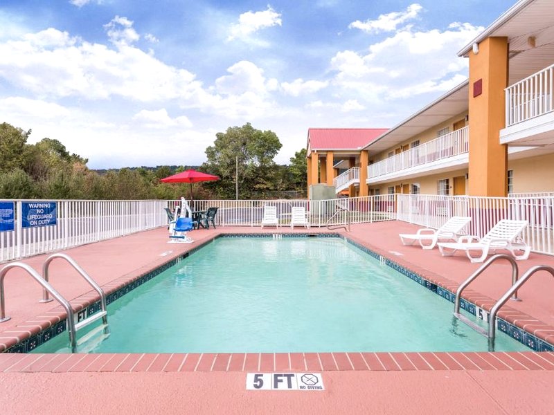 デイズ イン バイ ウィンダム トレントン (Days Inn by Wyndham Trenton)の写真