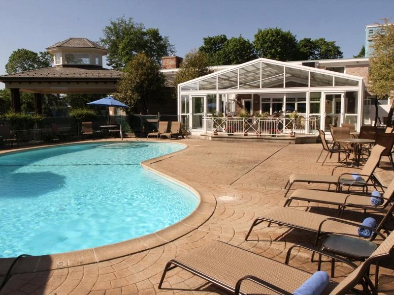 ノーウォーク イン アンド カンファレンス センター (Norwalk Inn and Conference Center)の写真