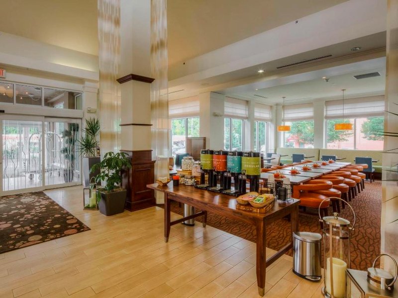 ヒルトン ガーデン イン ノーウォーク (Hilton Garden Inn Norwalk)の写真