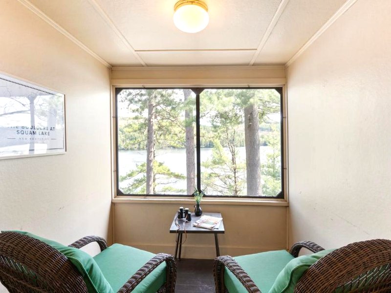 Squam Waterfront 2 bed 2 bath (Suite 3)の写真