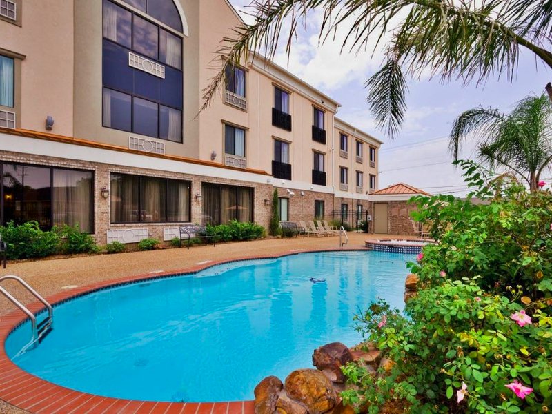 Holiday Inn Express Hotel and Suites Fairfield-North By IHGの写真