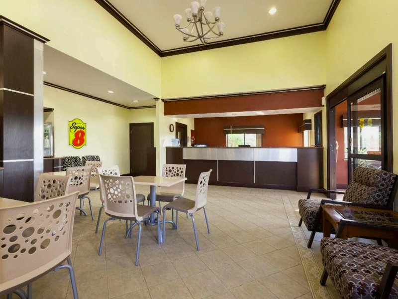 スーパー 8 バイ ウインダム フェアフィールド TX (Super 8 By Wyndham Fairfield Tx)の写真