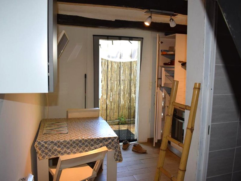 Chalet climatisé en bordure de rivière mansardée (Chalet climatise en bordure de riviere mansardee)の写真