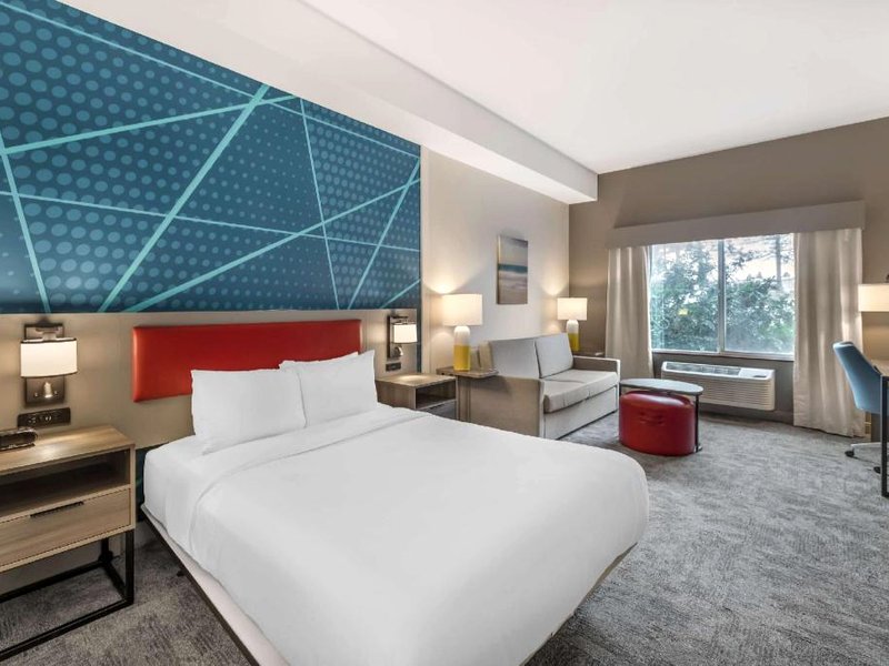 コンフォート スイーツ レッドモンド エアポート (Comfort Suites Redmond Airport)の写真