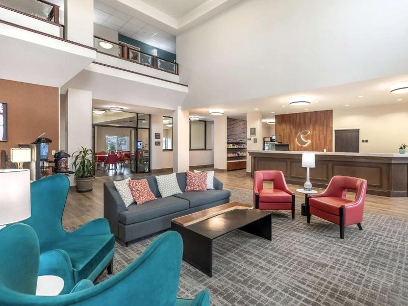 コンフォート スイーツ レッドモンド エアポート (Comfort Suites Redmond Airport)の写真