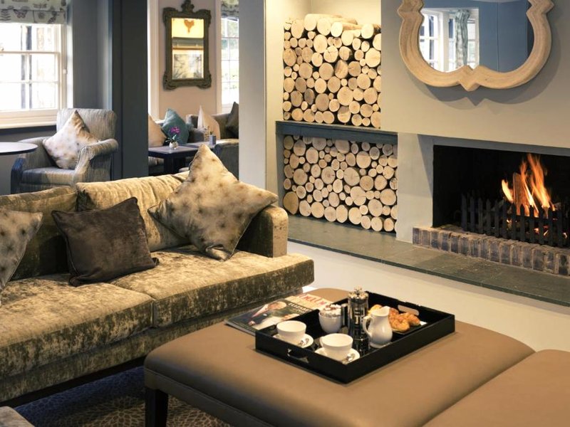 Sunday Box Hill Burford Bridge Hotelの写真