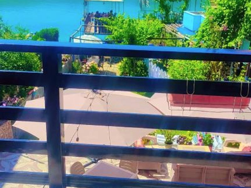 ERDA LAKESIDE Guesthouseの写真