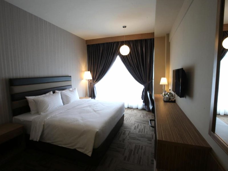 SEM9 セナイ (SEM9 Senai – Formerly Known as Perth Hotel)の写真