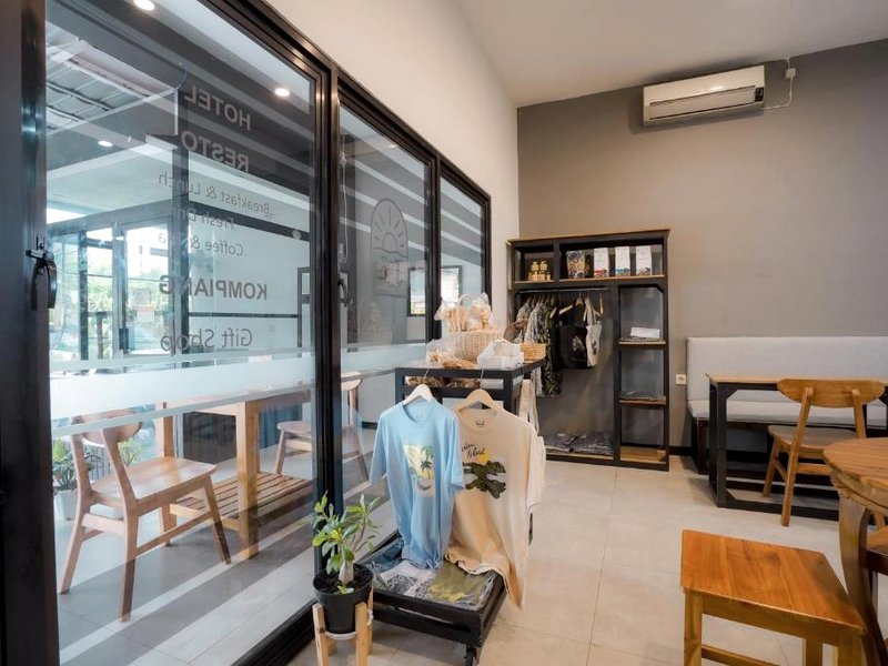 エル オラ ホテル & イータリー ラブアン バジョ (El Ora Hotel & Eatery Labuan Bajo)の写真