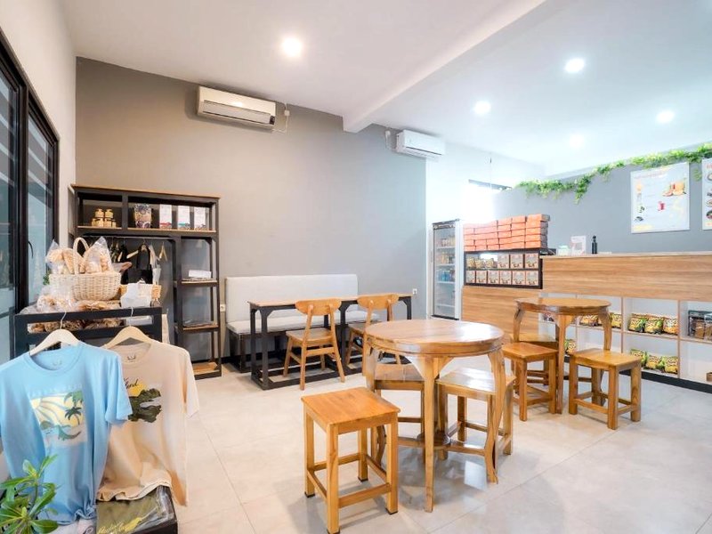 エル オラ ホテル & イータリー ラブアン バジョ (El Ora Hotel & Eatery Labuan Bajo)の写真