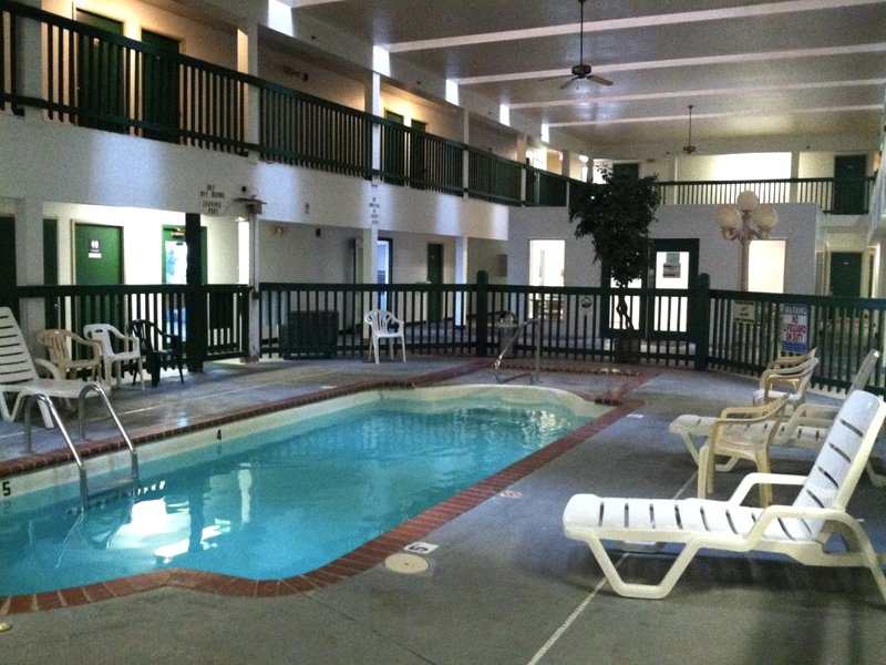 Budget Inn Wentzvilleの写真