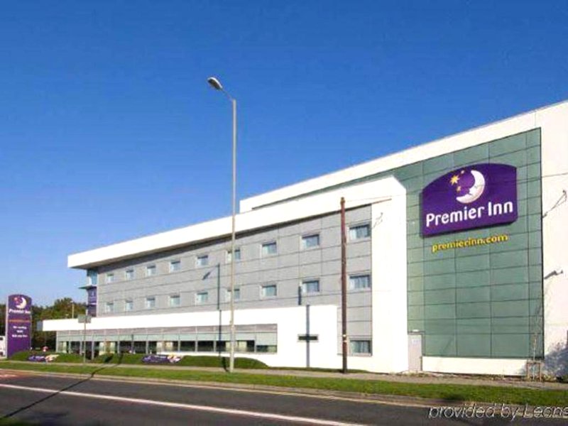 Premier Inn Liverpool John Lennon Airportの写真