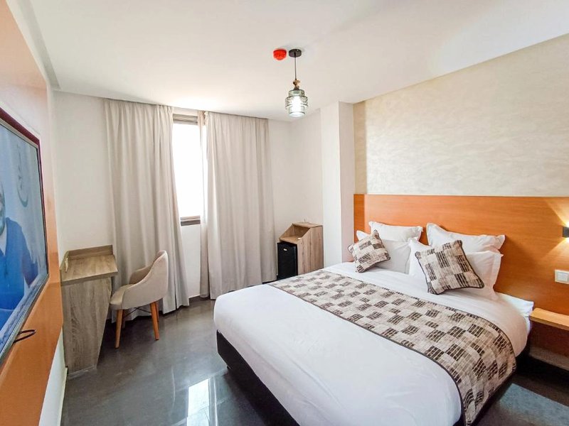 Hotel SunSet Beni Mellalの写真