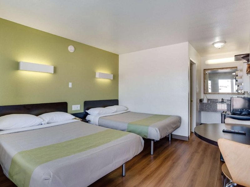 Motel 6 El Paso, TX - Westの写真