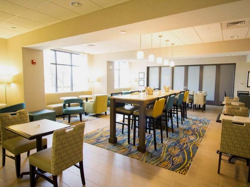 Hampton Inn Decatur Southeastの写真