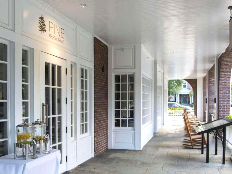 ハノーバー イン ダートマス (Hanover Inn Dartmouth)の写真