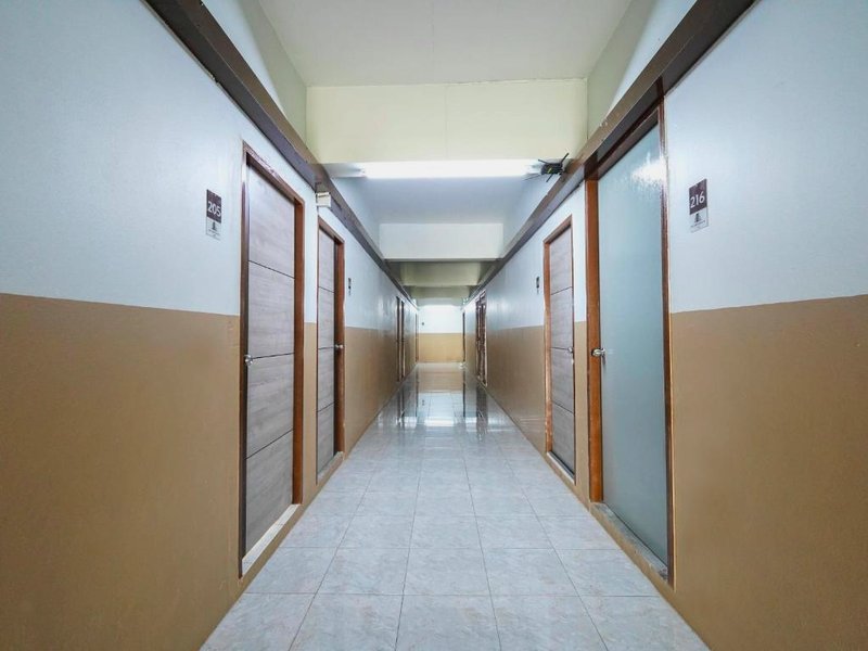 RoomQuest SPS Hotel and Residenceの写真
