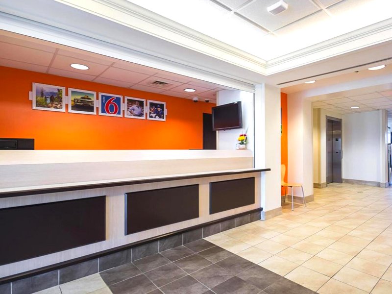 Motel 6-Whitby, ON - Toronto Eastの写真