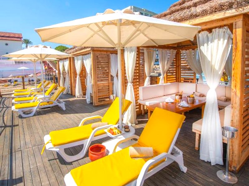 サラミス ベイ コンティ ホテル (Salamis Bay Conti Hotel)の写真