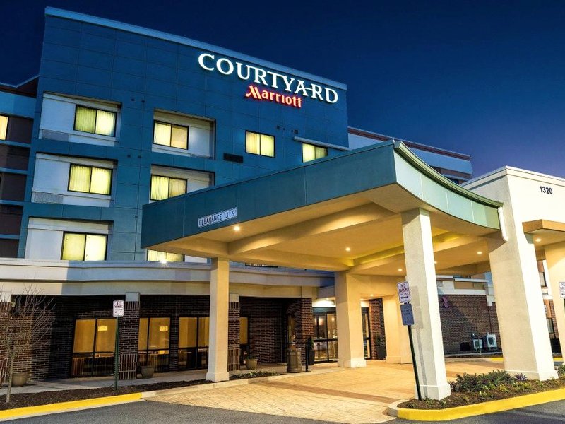 Courtyard by Marriott Largo Medical Center Driveの写真