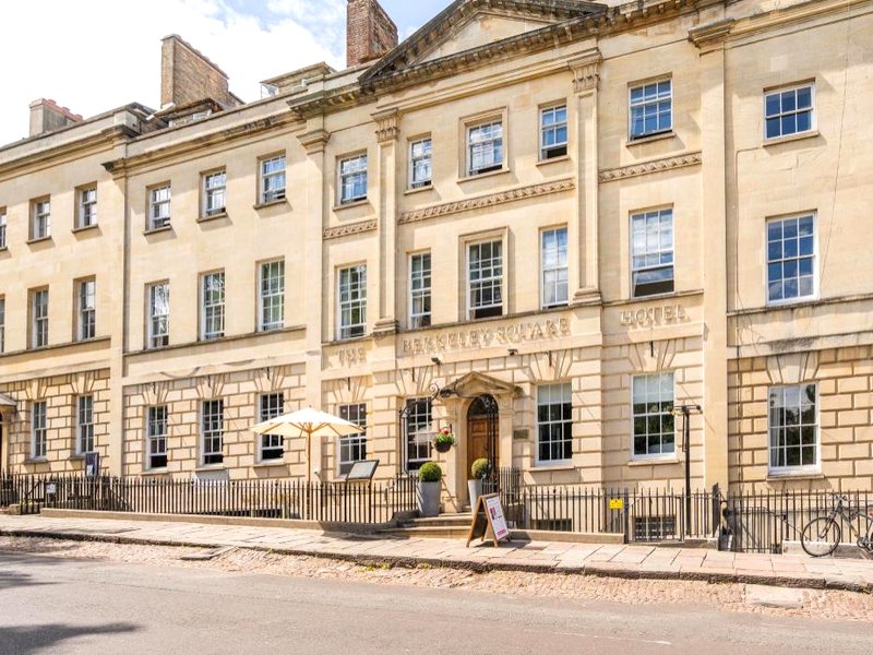 バークレー スクエア ホテル (Berkeley Square Hotel)の写真