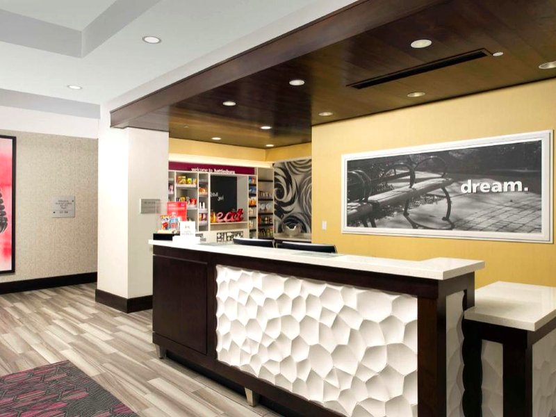 Hampton Inn by Hilton Hattiesburgの写真