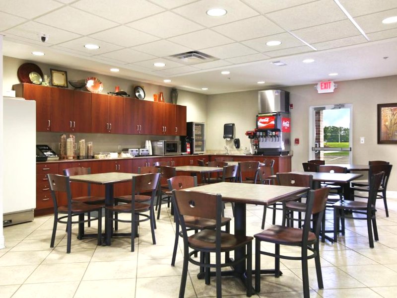 マイクロテル イン&スイーツ バイ ウインダム ハッティーズバーグ (Microtel Inn & Suites by Wyndham Hattiesburg)の写真