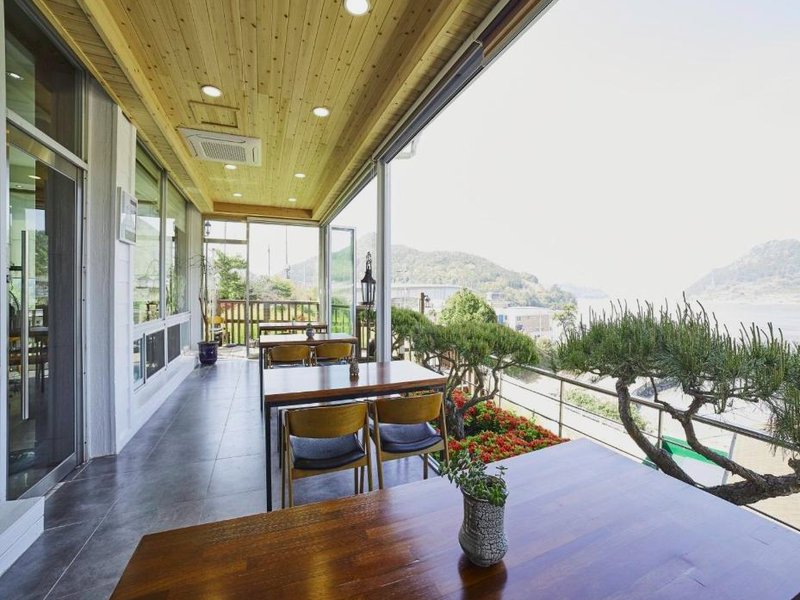 ゴヒョン ハヤン ノウル ホテル (Goheung hayan noeul hotel)の写真