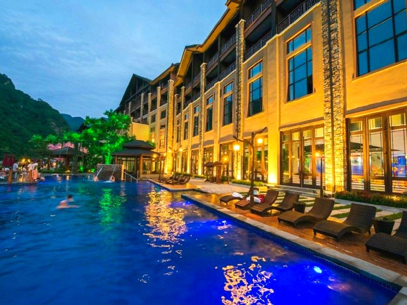 Maple Aroma Valley Hot Spring Resort Hotelの写真