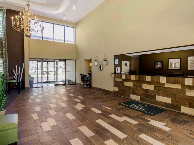 Quality Inn & Suitesの写真