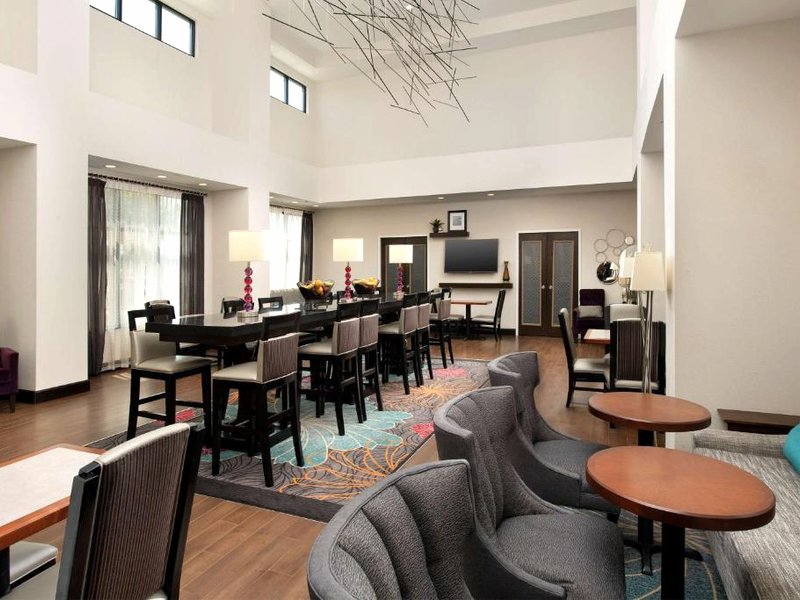 Hampton Inn & Suites Tupelo/Barnes Crossingの写真