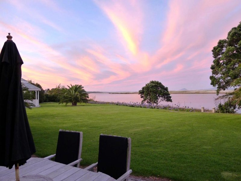 ブリーム ベイ ロッジ (Bream Bay Lodge)の写真