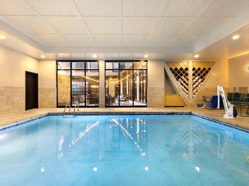 Indigo Silverthorne By IHGの写真