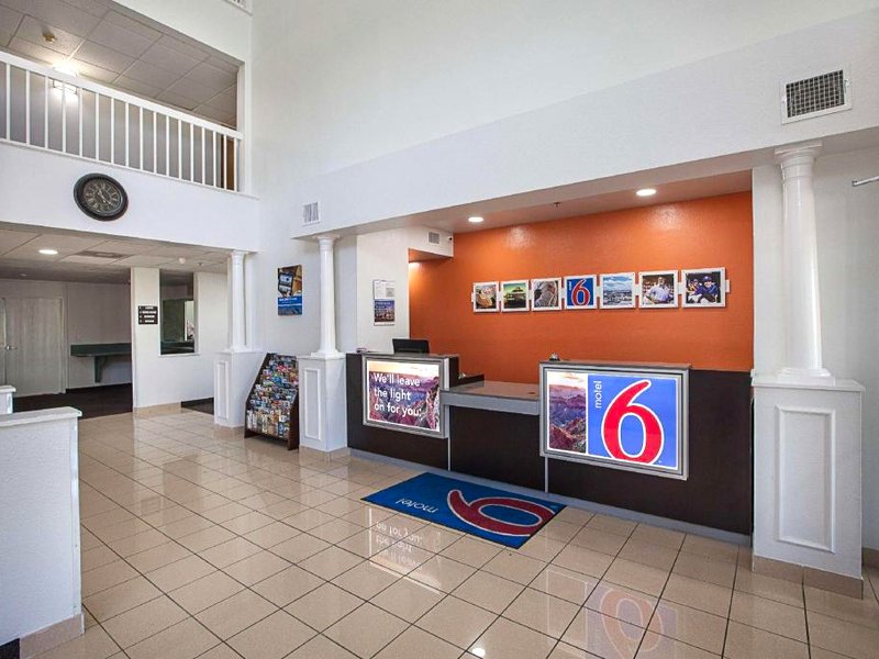 Motel 6 Bedford, TX - Fort Worthの写真