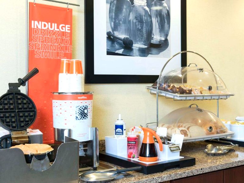 ハンプトン イン シンシナティ エアポート サウス (Hampton Inn Cincinnati-Airport South)の写真