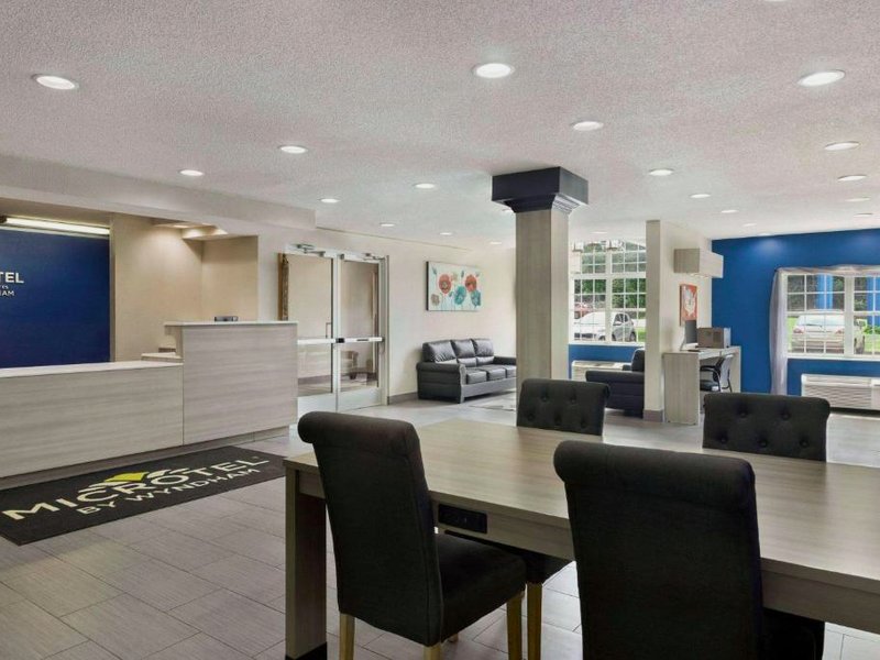 マイクロテル イン&スイーツ バイ ウインダム フローレンス シンシナティ エアポート (Microtel Inn & Suites by Wyndham Florence/Cincinnati Airport)の写真