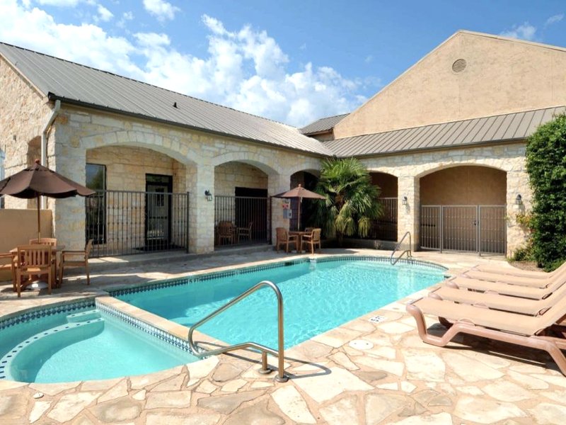 デイズ イン&スイーツ バイ ウィンダム ラノ (Days Inn & Suites by Wyndham Llano)の写真